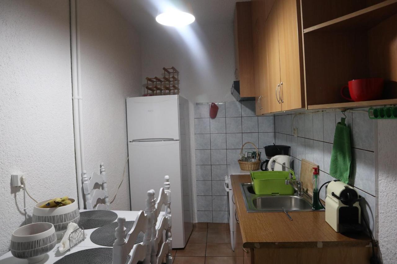 Dimos Suite Αράχωβα Εξωτερικό φωτογραφία